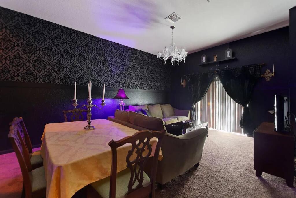 شقة A Spooktacular Haunted Mansion. كيسيمي المظهر الخارجي الصورة